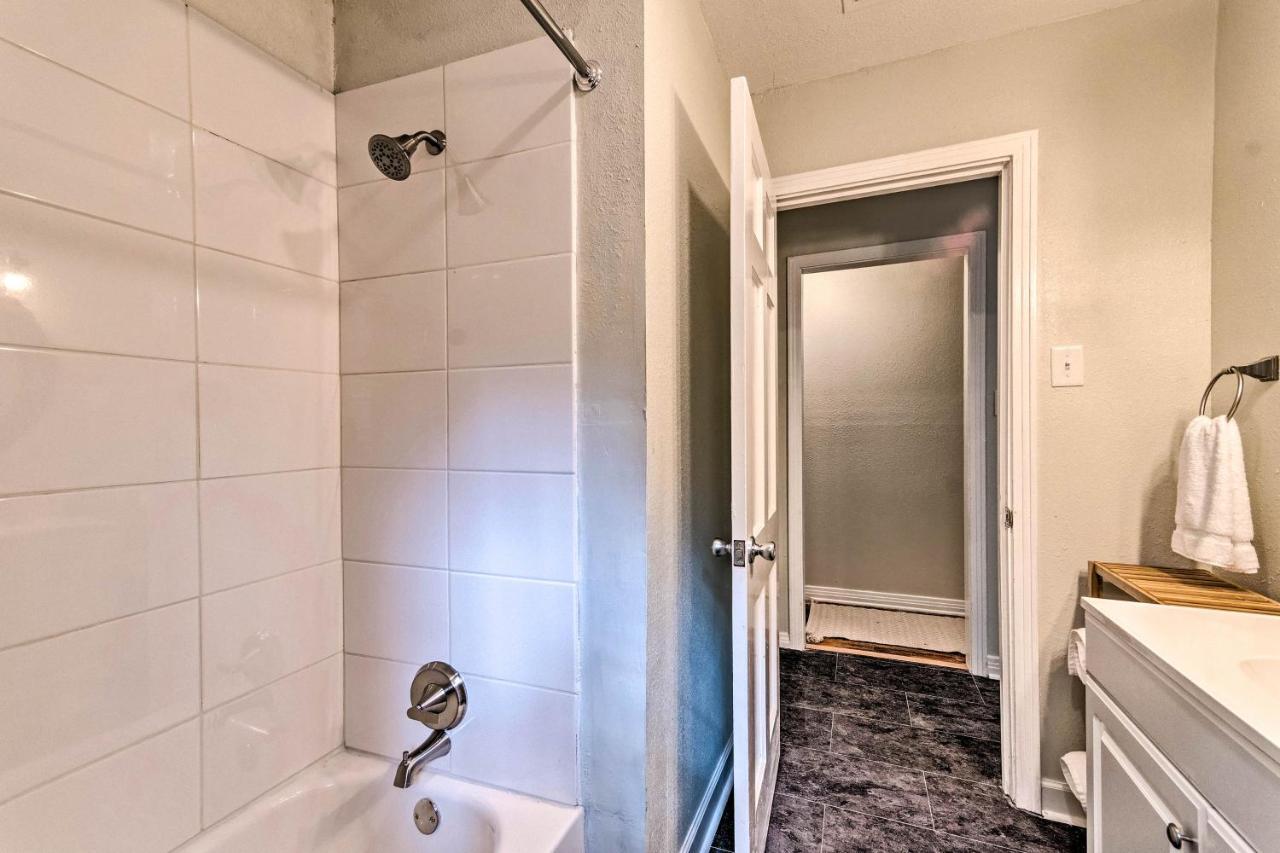 Centrally Located Hot Springs Home With Deck! Экстерьер фото